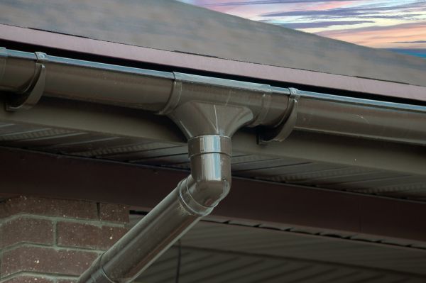 Cost of Building Gutter Installation in Greenwood