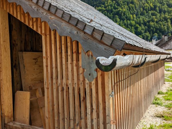 Cost of Wood Gutter Repair in Greenwood