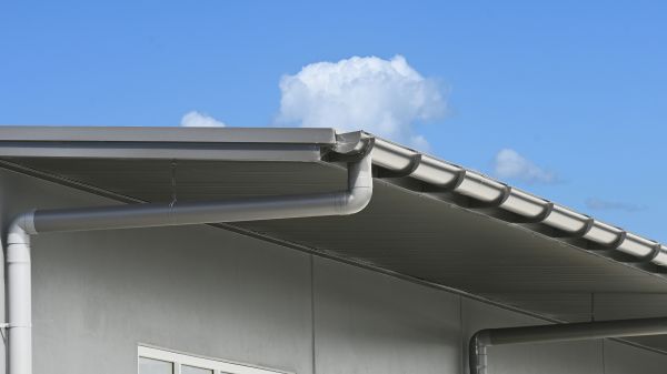 Cost of Eavestrough Service in Greenwood